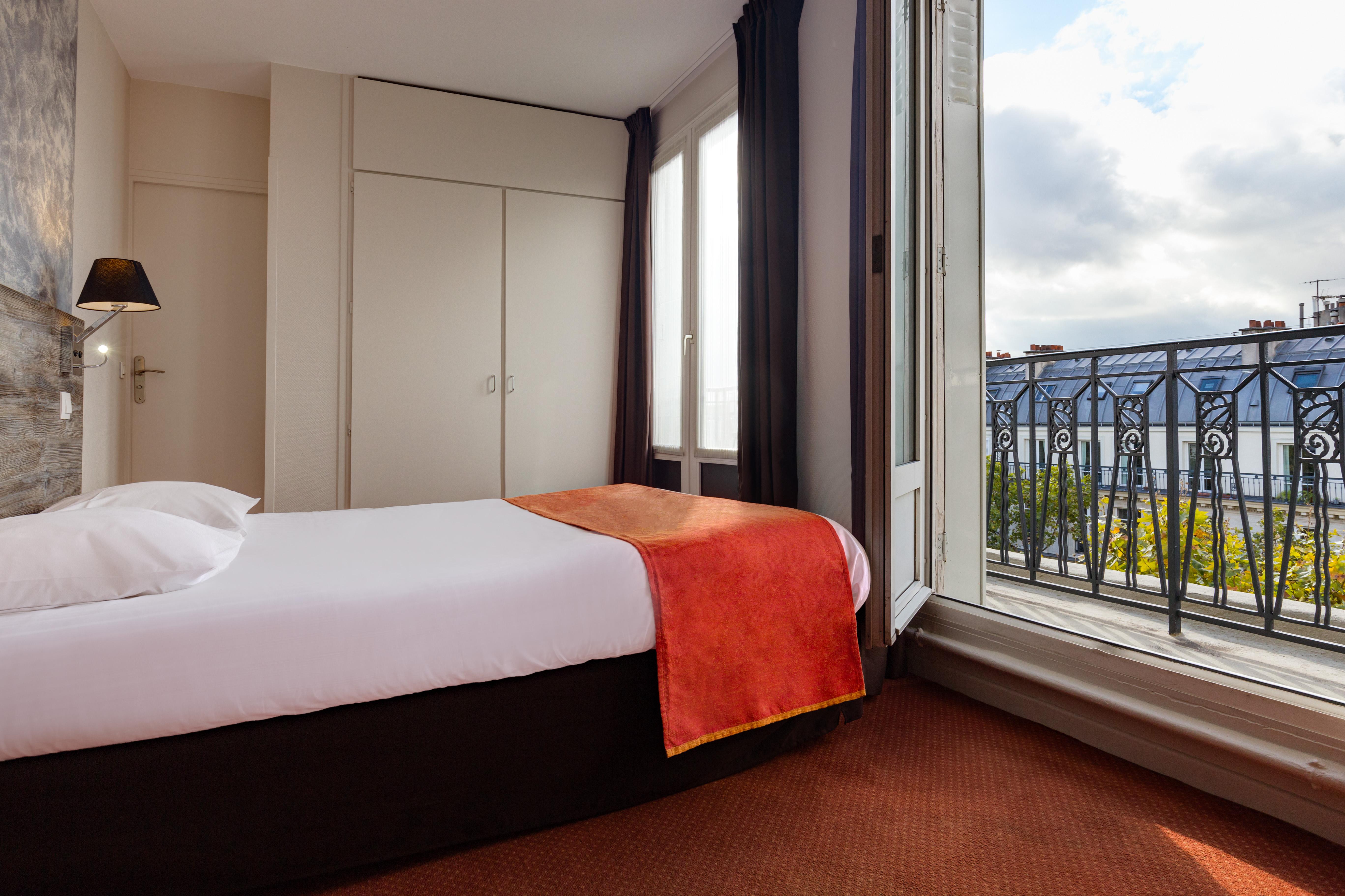 Hotel Lena Paris Luaran gambar