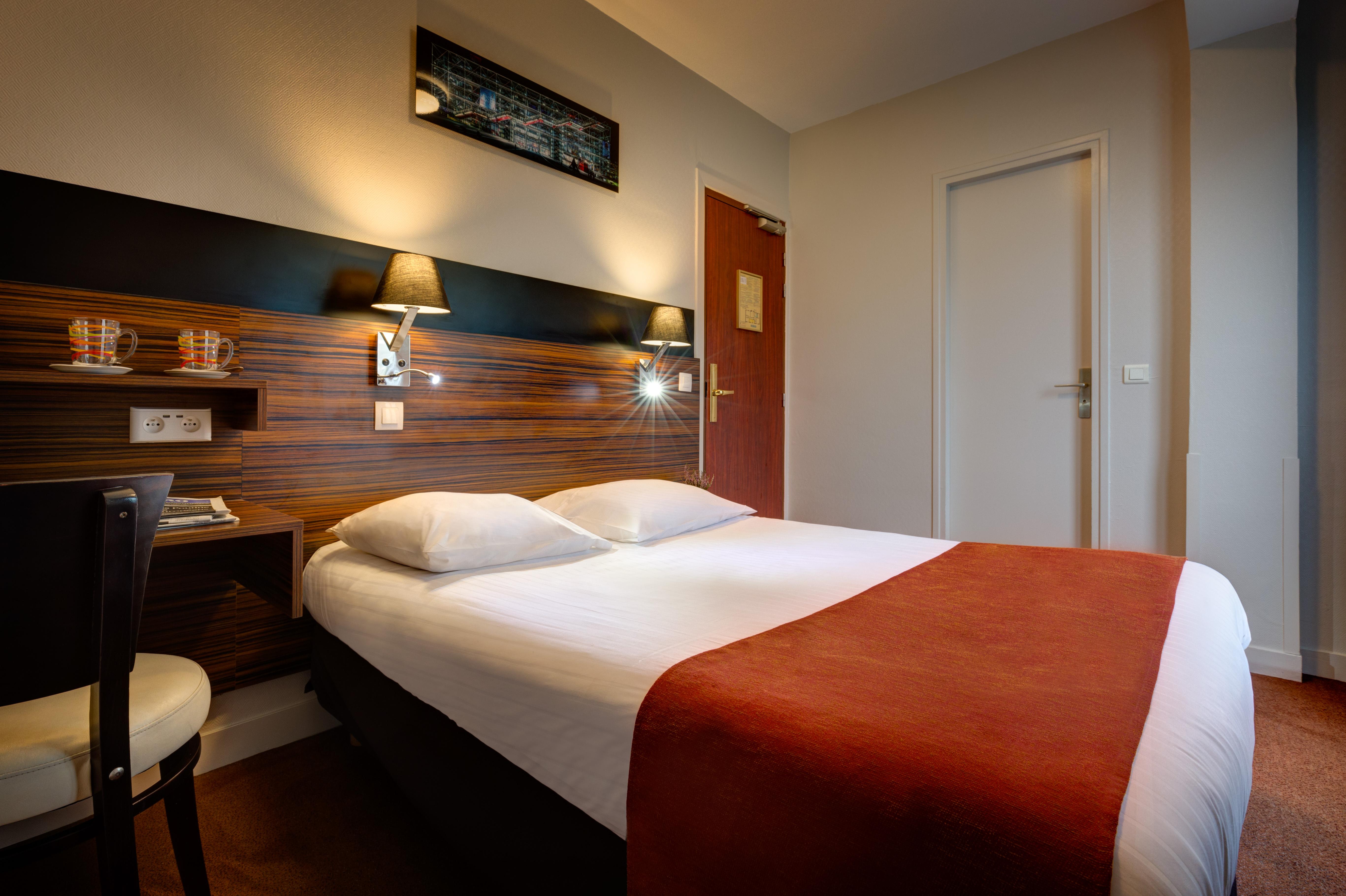 Hotel Lena Paris Luaran gambar