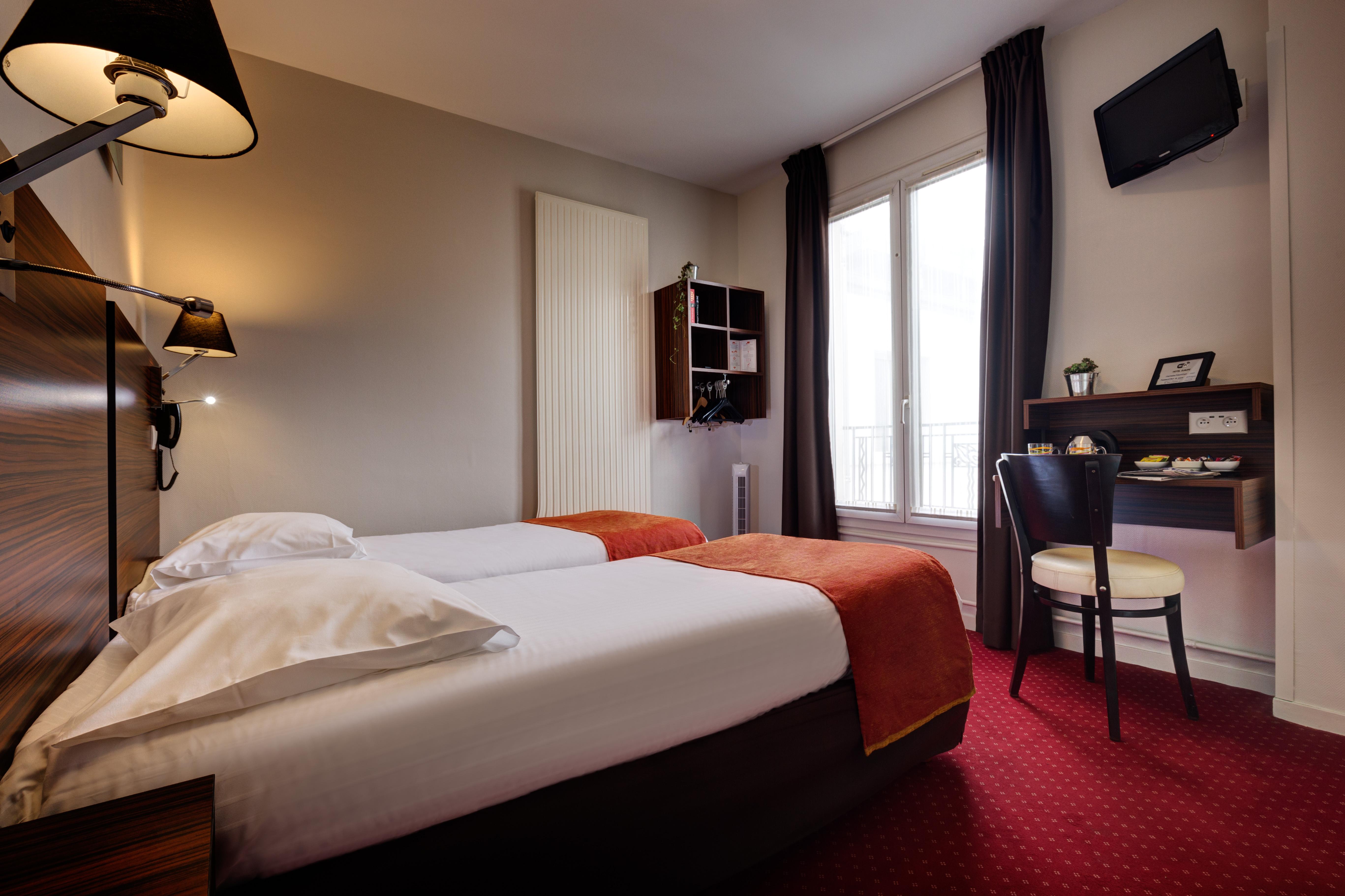 Hotel Lena Paris Luaran gambar
