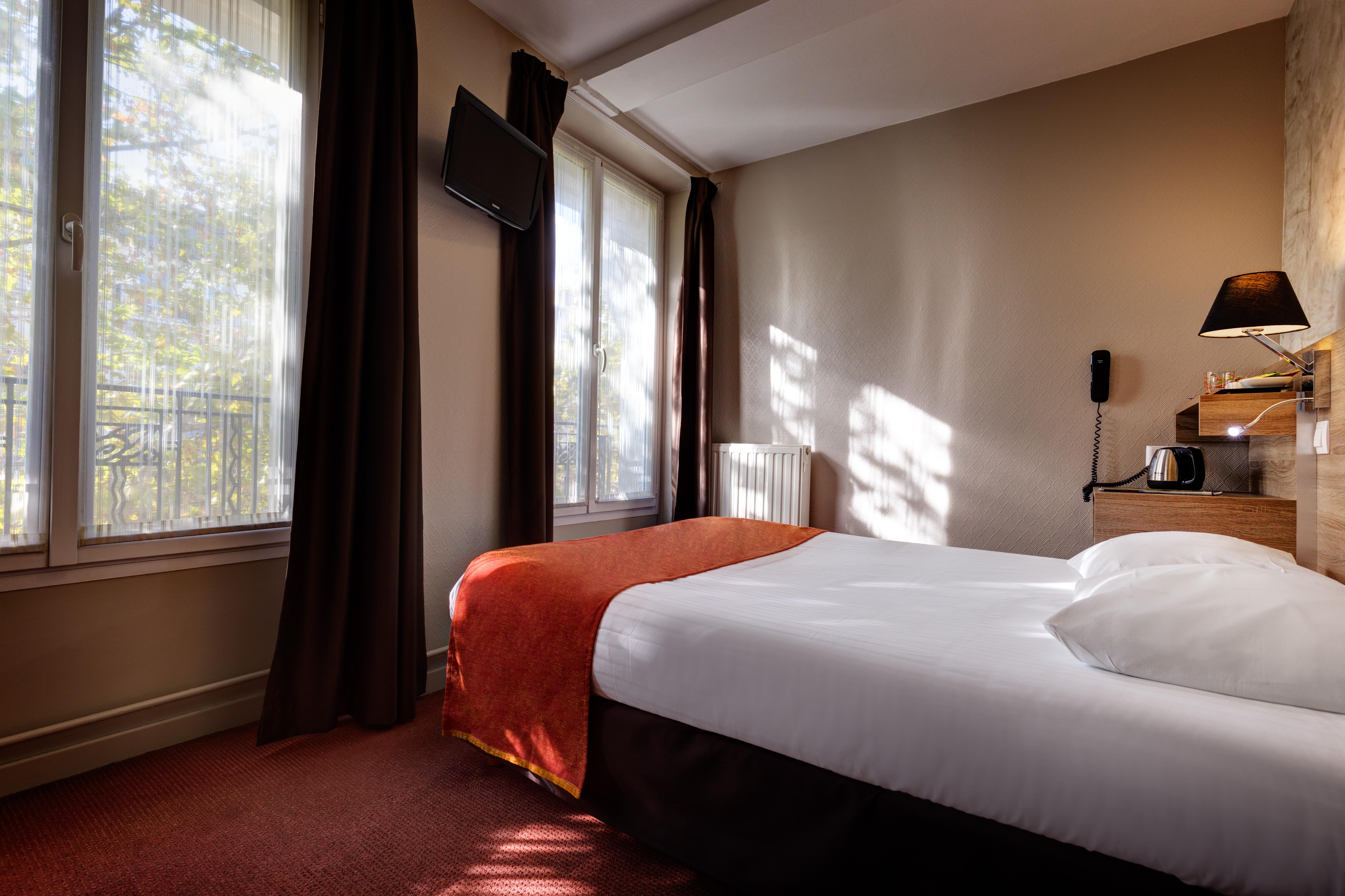 Hotel Lena Paris Luaran gambar